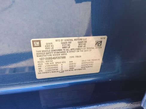 Used 2016 GMC Sierra 2500 Denali w/ Suspension Package, Off-Road image 33