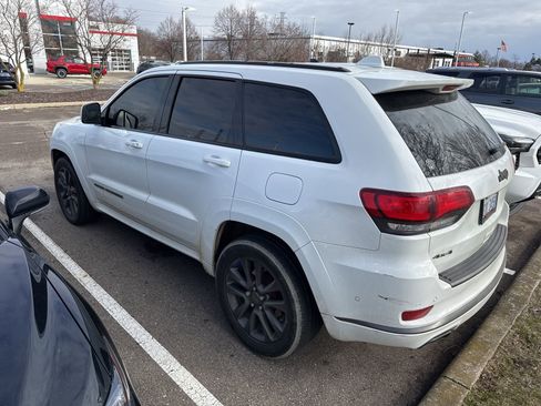 Used 2018 Jeep Grand Cherokee High Altitude AWD/4WD image 5