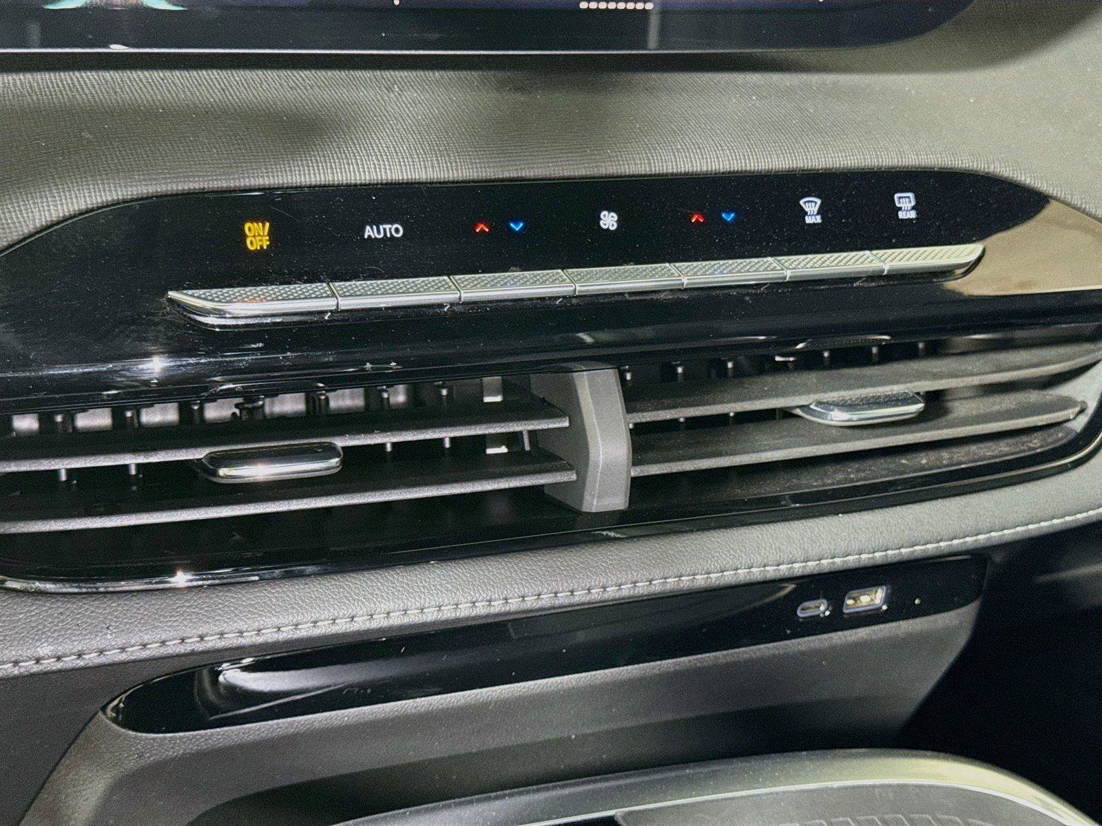 Certified 2026 Buick Enclave Preferred FWD image 14