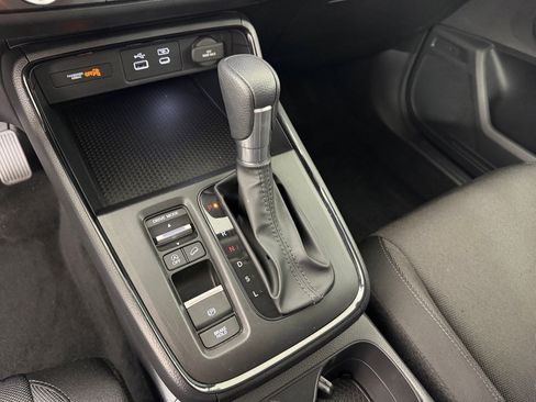 Certified 2025 Honda CR-V EX image 17