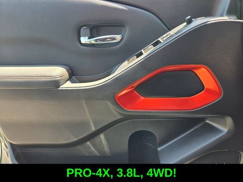 Used 2023 Nissan Frontier PRO-4X w/ Pro-4X Premium Package AWD/4WD image 21