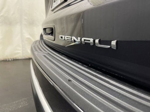 New 2024 GMC Yukon XL Denali w/ Advanced Technology Package image 43