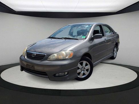 Used 2005 Toyota Corolla FWD image 1
