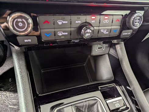 New 2026 Jeep Compass Limited w/ Sun, Sound & Navigation Group image 26