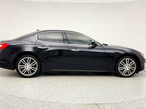 Used 2019 Maserati Ghibli S image 4
