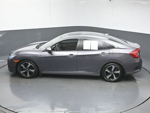 Used 2017 Honda Civic Touring image 43
