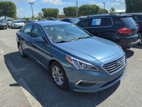 Used 2015 Hyundai Sonata SE w/ Option Group 09 image 1