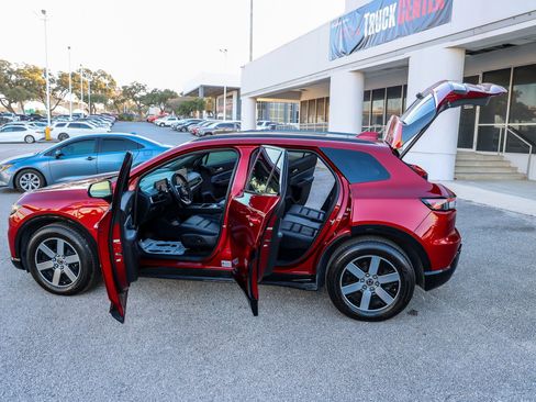 Used 2024 Honda Prologue Touring image 11