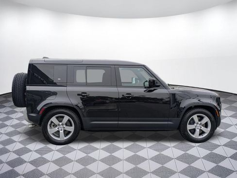 Used 2024 Land Rover Defender 110 SE AWD/4WD image 6