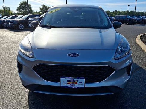 Certified 2022 Ford Escape SE AWD/4WD image 2