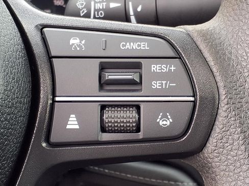 Used 2025 Honda Accord SE image 17