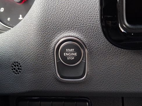 Used 2026 Mercedes-Benz Sprinter 2500 image 18