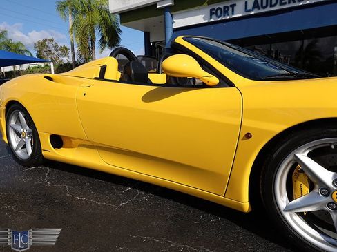 Used 2003 Ferrari 360 Spider image 9
