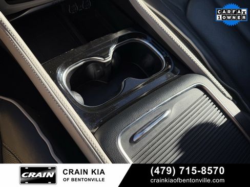 Used 2023 Chrysler Pacifica Limited image 20