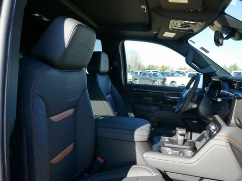 New 2026 GMC Sierra 1500 AT4 w/ AT4 Premium Package image 10