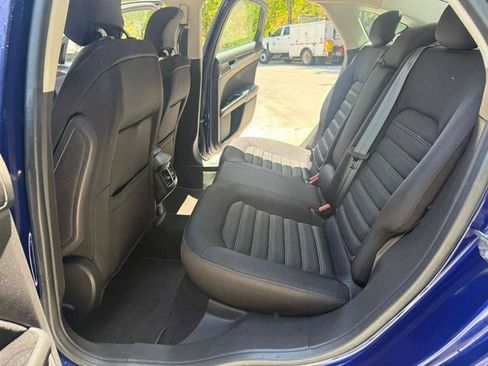 Used 2013 Ford Fusion SE FWD image 10