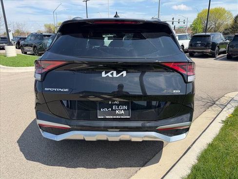 Used 2025 Kia Sportage SX AWD/4WD image 4