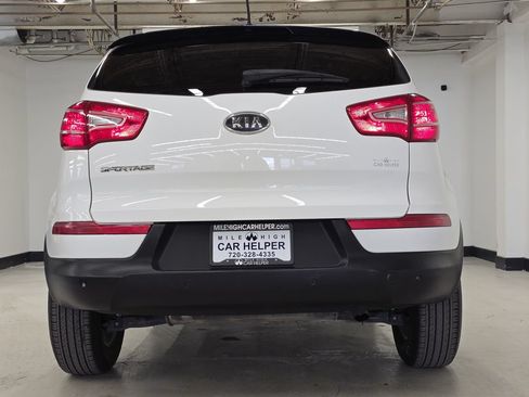 Used 2011 Kia Sportage LX w/ Convenience Pkg AWD/4WD image 10
