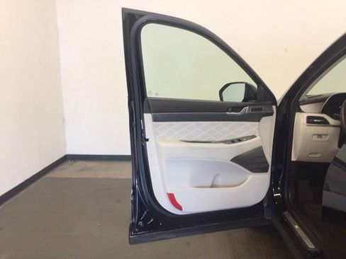 Used 2020 Hyundai Palisade Limited FWD image 15