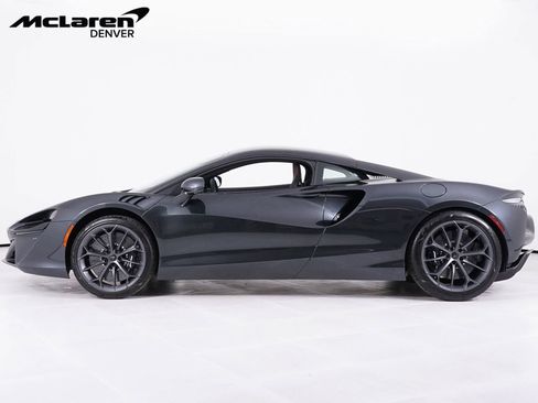 New 2026 McLaren Artura RWD image 2