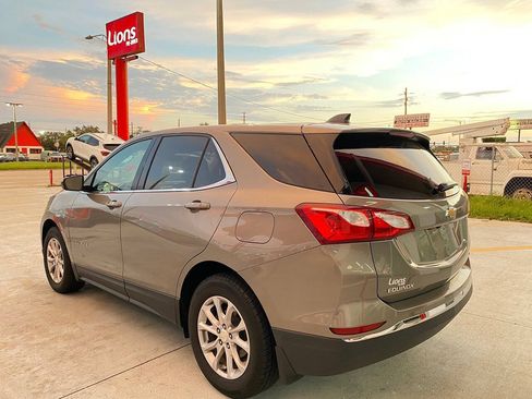Used 2018 Chevrolet Equinox LT FWD image 3