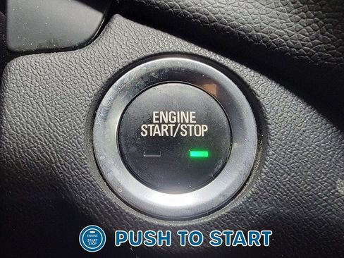 Used 2019 Chevrolet Equinox LT image 19