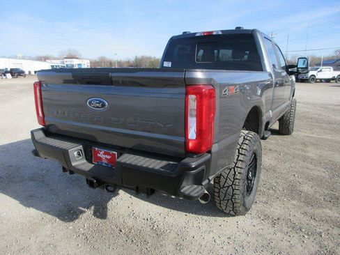 New 2026 Ford F250 XL w/ XL Off-Road Package image 5