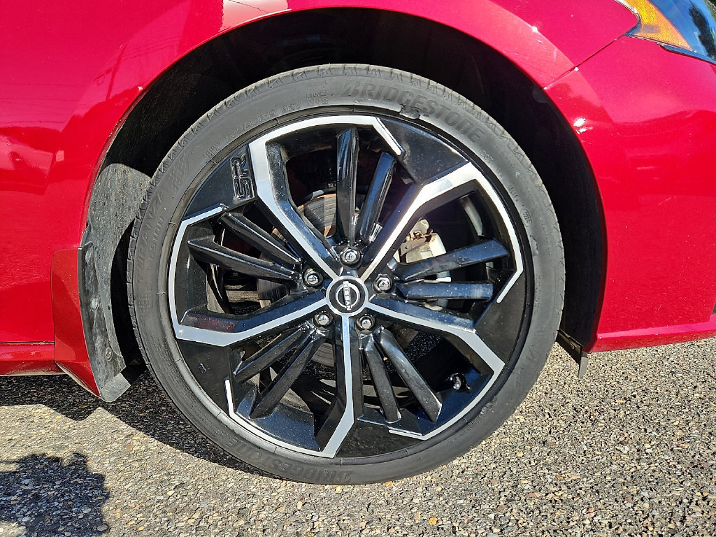 Certified 2024 Nissan Altima 2.5 SR FWD image 9
