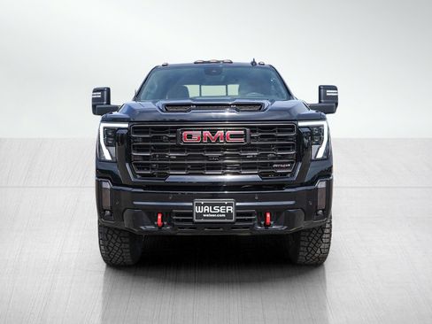 Used 2024 GMC Sierra 2500 AT4X AWD/4WD image 8