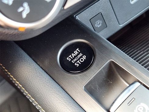 New 2025 Nissan Kicks SV w/ SV Premium Package image 16