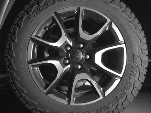Used 2025 Jeep Compass Trailhawk AWD/4WD image 14