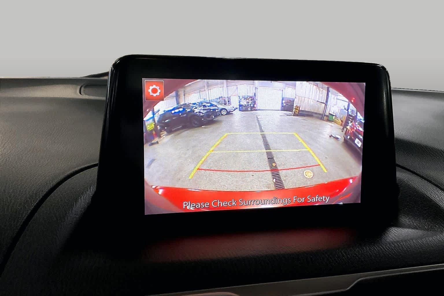 Used 2018 MAZDA MAZDA3 Touring FWD image 27