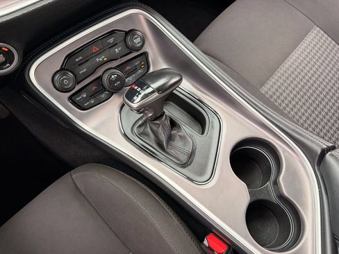 Used 2022 Dodge Challenger R/T RWD image 27