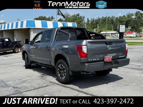 Used 2018 Nissan Titan PRO-4X w/ Pro-4x Convenience Package AWD/4WD image 7
