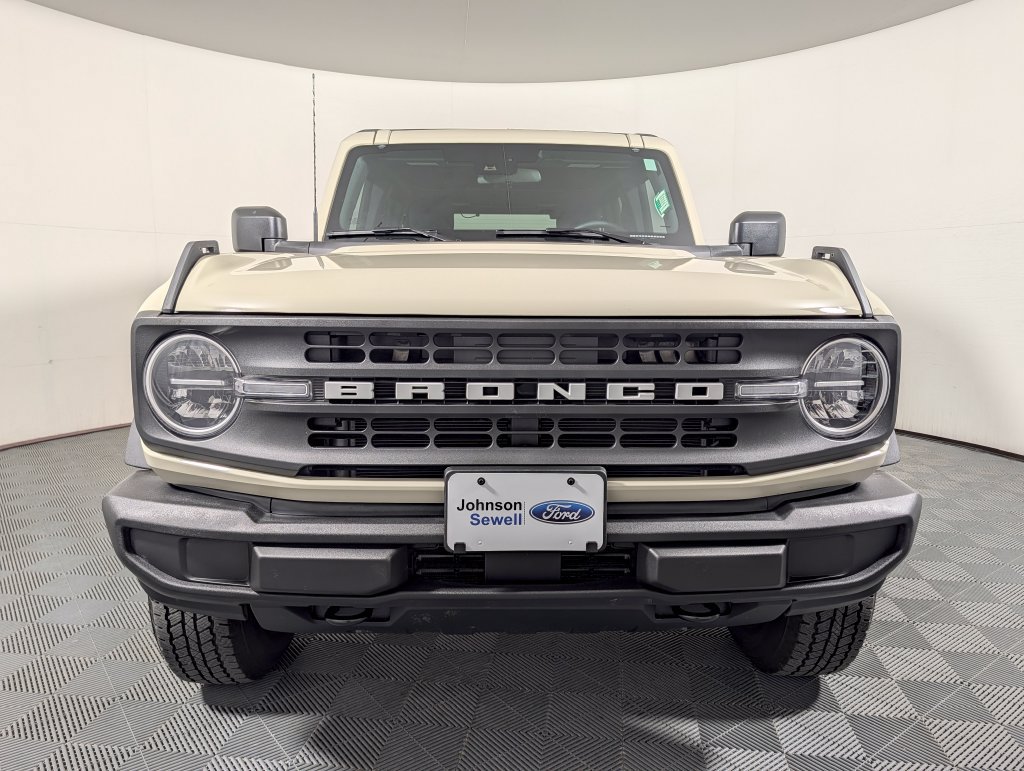 Certified 2025 Ford Bronco Big Bend AWD/4WD image 3