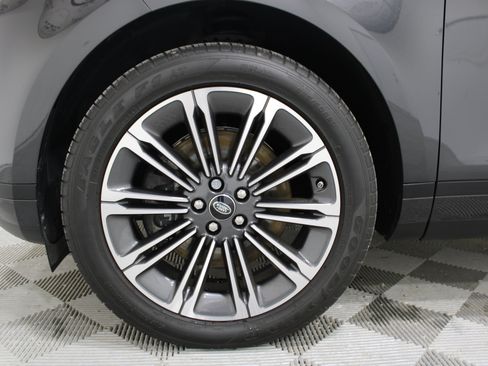 Used 2025 Land Rover Range Rover Evoque S AWD/4WD image 32