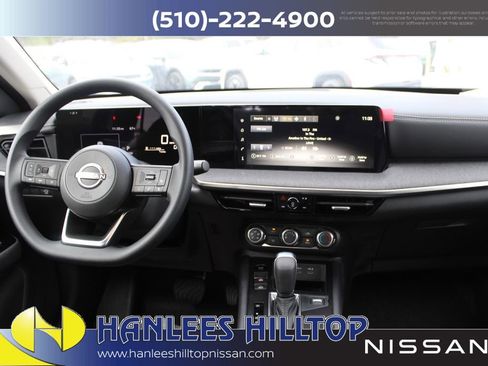 New 2025 Nissan Kicks SV image 16