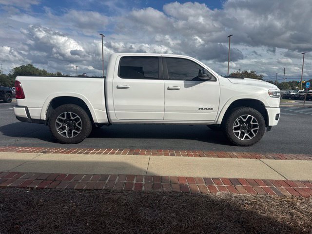 Used 2025 RAM 1500 Laramie w/ Sport Appearance Package AWD/4WD image 5