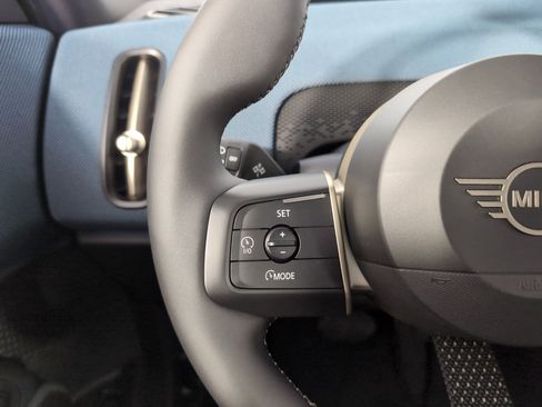 Used 2025 MINI Cooper Countryman S image 13