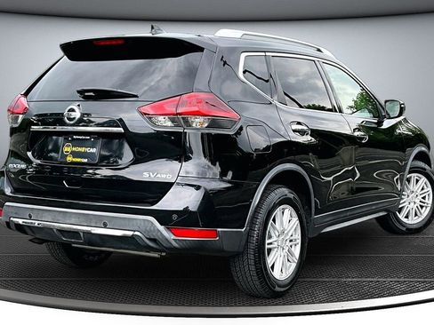 Used 2019 Nissan Rogue SV AWD/4WD image 6