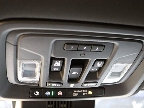 Used 2024 Chevrolet Silverado 2500 High Country w/ High Country Premium Package image 61