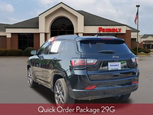 Used 2025 Jeep Compass Limited w/ High Altitude Package AWD/4WD image 3
