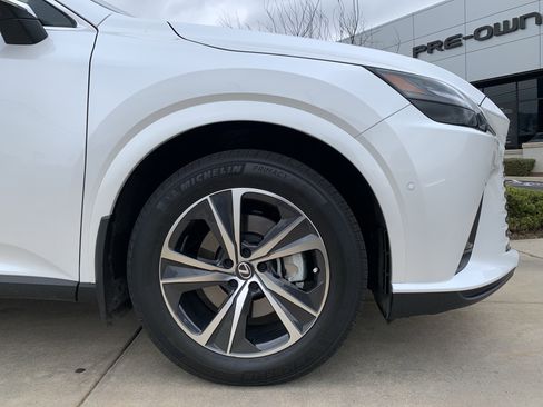 Used 2024 Lexus RX 350 w/ Convenience Package image 13