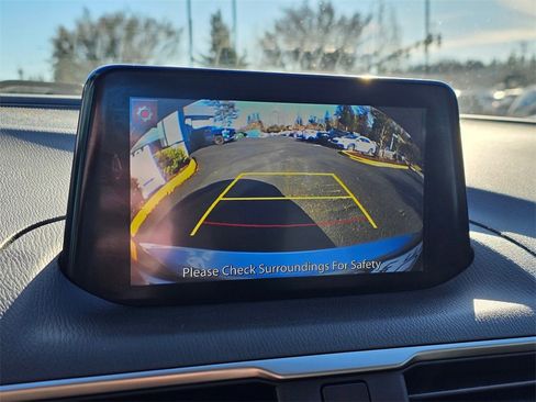 Used 2018 MAZDA MAZDA3 Sport image 30