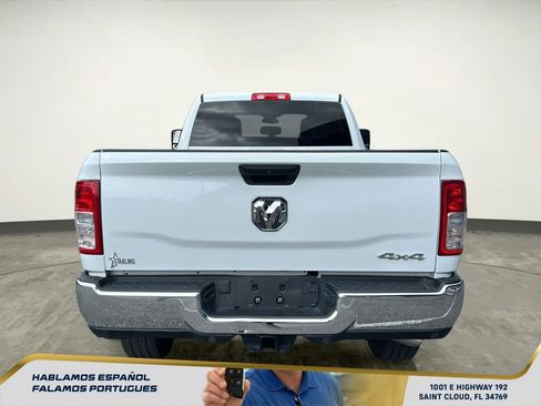 Used 2024 RAM 3500 Tradesman w/ Chrome Appearance Group AWD/4WD image 5