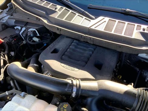 Used 2023 Ford F150 XLT w/ Trailer Tow Package image 34