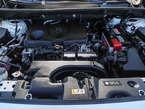 Certified 2020 Toyota RAV4 XLE AWD/4WD image 26