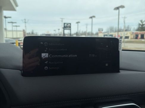 New 2025 MAZDA CX-5 Signature image 36