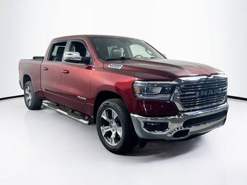 Used 2023 RAM 1500 Laramie AWD/4WD image 3