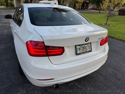 Used 2014 BMW 320i Sedan RWD image 17